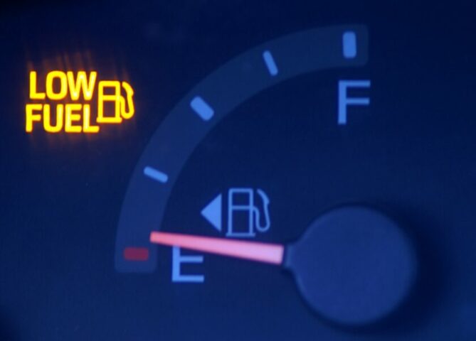 9 Symptoms of Bad Spark Plugs