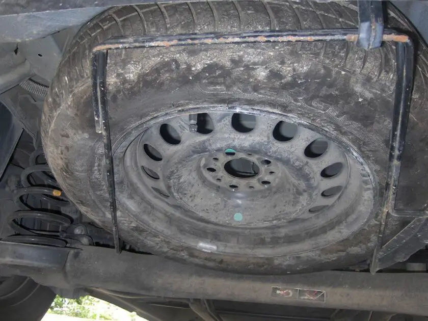 Full-Size Matching Spare Tire
