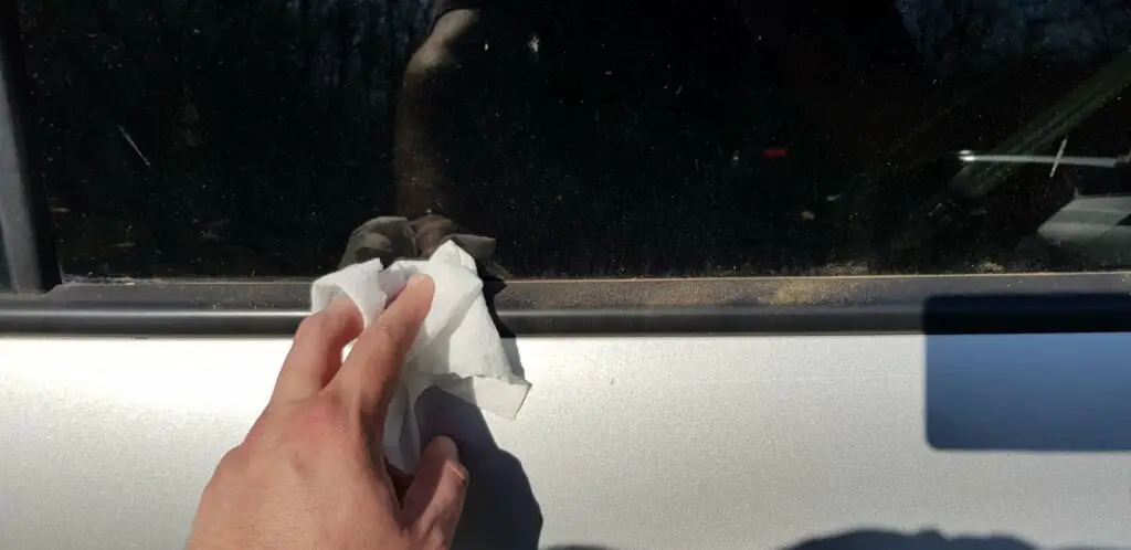 How To Clean Rubber Around Car Windows