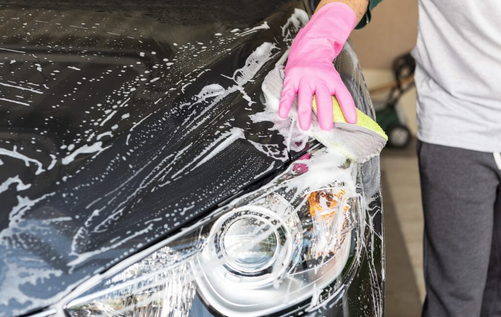 Should I Remove Old Wax Before Waxing Car