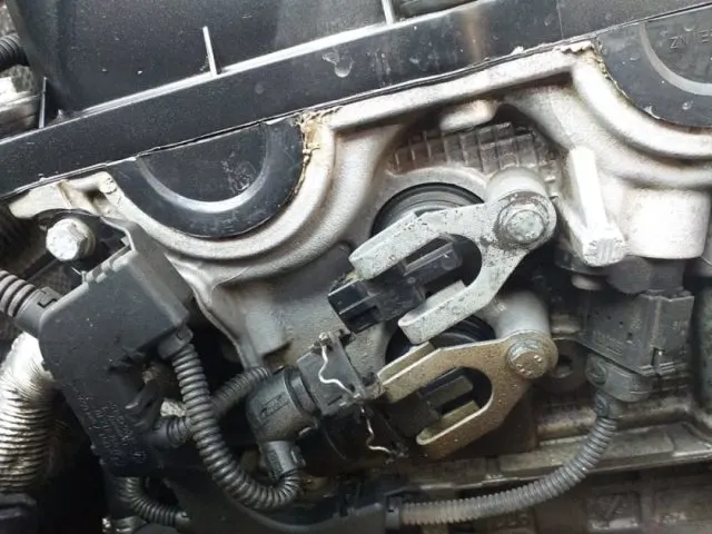 Oil in VVT Solenoid Connector