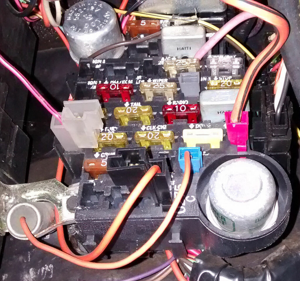 Car Horn Sounds Weak - 6 Possible Causes For This Issue