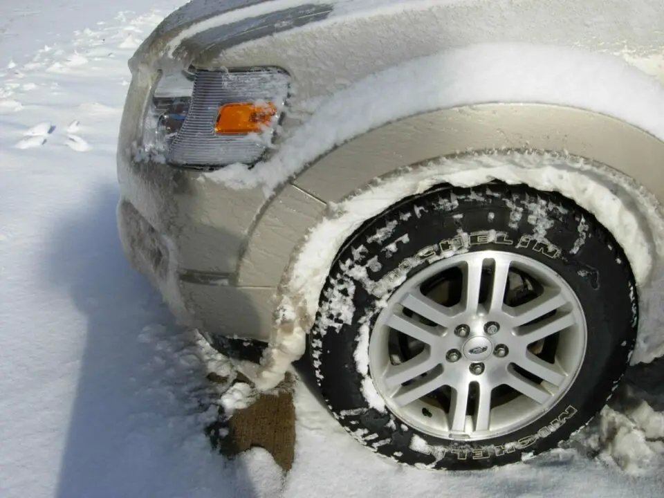 How To Keep Snow From Packing In Wheel Wells